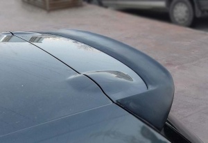 VW Scirocco 2008-2013-as modellhez kompatibilis csomagtartó spoiler, fényes fekete - Img 3