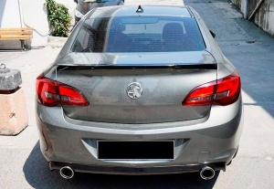 Csomagtartó spoiler, kompatibilis az Opel Astra J 2011-2015 szedánnal, festetlen