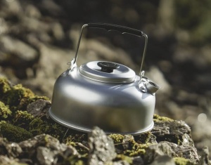 Fierbator compact din aluminiu, Easy Camp Compact Kettle 0,9L - Img 5