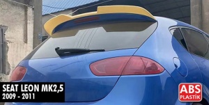 Hátsó spoiler, kompatibilis a SEAT Leon 1P 2009-2012 modellel, RC Design fényes fekete műanyag