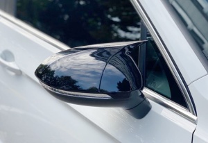VW Passat B8 2015-> fényes fekete Batman stílusú tükörborítások - Img 5
