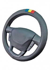 Husa volan imitatie piele perforata neagra cu steag ROMANIA diam. 45 - 46 cm, compatibil IVECO - Img 2