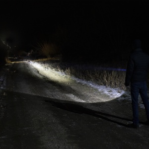 PNI ADVENTURE F420 ZSEBLÁMPA, 10 W LED, 1000 LM, 2 db ELEMmel, 8000 mAh, 26650 TÍPUS - Img 7