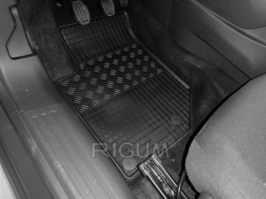 Set 5 covorase CITROEN C4 X din 10.2022-PREZENT, cu covoras tunel median, CAROSERIE SUV, Presuri cauciuc 100%, compatibil cu autoturismul CITROEN C4 X, Rigum - Img 5