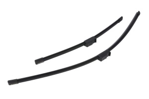 Set stergatoare auto FORD FOCUS II Saloon (DB_, FCH, DH) din 2005-2012, pentru parbriz auto, 2 bucati, Bosch Aerotwin, din cauciuc siliconat rezistent, 4 Stickere Auto FORD - Img 4