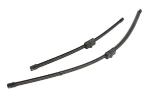 Set 3 stergatoare FORD FOCUS II (DA_, HCP, DP) din 2004 - 2012, pentru parbriz si luneta fata si spate auto, Valeo Silencio, din cauciuc siliconat rezistent, 4 Stickere Auto FORD v13843