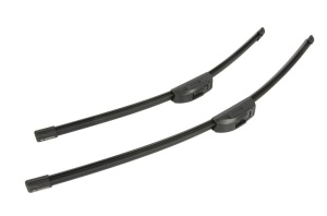Set 3 stergatoare KIA SOUL I (AM) din 2009 - 2014, pentru parbriz si luneta fata si spate auto, Bosch Twin, din cauciuc siliconat rezistent, 4 Stickere Auto KIA v9368