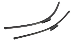 Set 3 stergatoare RENAULT GRAND SCENIC II (JM0/1_) din 2004 - 2009, pentru parbriz si luneta fata si spate auto, Valeo Silencio, din cauciuc siliconat rezistent, 4 Stickere Auto RENAULT v14887