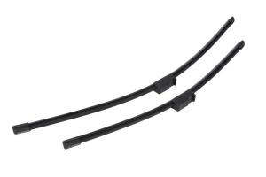 Set 3 stergatoare Volkswagen GOLF V (1K1) din 2003 - 2009, pentru parbriz si luneta fata si spate auto, Bosch Aerotwin, din cauciuc siliconat rezistent, 4 Stickere Auto VW v7208