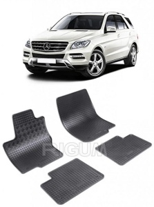 Set covorase Mercedes ML W166SUV 11.2011 - 05.2015 si 4 stickere rotunde Mercedes accesorii pentru autoturismul tau - masina v4641