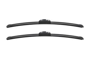 Set stergatoare FUSO (MITSUBISHI) CANTER din 2013, pentru parbriz auto, 2 bucati, Bosch Aerotwin Retrofit, din cauciuc siliconat rezistent, 4 Stickere Auto FUSO (MITSUBISHI) v47562
