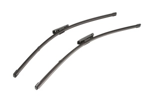 Set stergatoare MERCEDES-BENZ CITAN MPV (W415) din 2012-2021, pentru parbriz auto, 2 bucati, Valeo Silencio Xtrm, din cauciuc siliconat rezistent, 4 Stickere Auto MERCEDES-BENZ v38497