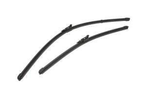 Set stergatoare MERCEDES-BENZ GLA (H247) din 2020-2023, pentru parbriz auto, 2 bucati, Valeo Silencio Xtrm, din cauciuc siliconat rezistent, 4 Stickere Auto MERCEDES-BENZ v38545