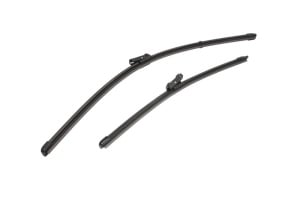 Set stergatoare OPEL ASTRA L (OV5) din 2021-2023, pentru parbriz auto, 2 bucati, Valeo Silencio Xtrm, din cauciuc siliconat rezistent, 4 Stickere Auto OPEL v36985