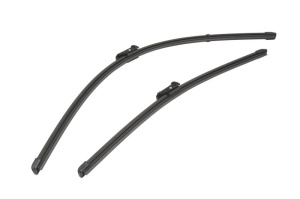 Set stergatoare OPEL VIVARO B Bus (X82) din 2014-2019, pentru parbriz auto, 2 bucati, Valeo Silencio Xtrm, din cauciuc siliconat rezistent, 4 Stickere Auto OPEL v36073