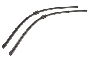 Set stergatoare SEAT ALHAMBRA (7V8, 7V9) din 1996-2010, pentru parbriz auto, 2 bucati, Valeo Silencio Xtrm, din cauciuc siliconat rezistent, 4 Stickere Auto SEAT v40489