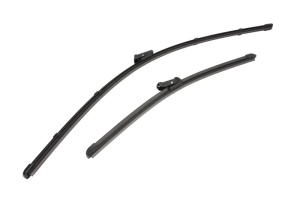 Set stergatoare Volkswagen SHARAN (7N1, 7N2) din 2010-2022, pentru parbriz auto, 2 bucati, Valeo Silencio, din cauciuc siliconat rezistent, 4 Stickere Auto Volkswagen v35089