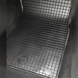 Volkswagen Caddy (2003-2015), sistem fixare rotund Set 4 covorase auto cauciuc Urban Line accesorii pentru autoturismul tau - masina v238348