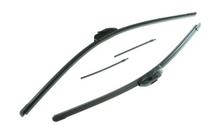 Set 3 stergatoare MERCEDES-BENZ V-CLASS Van (638/2) din 1996-2003, pentru parbriz si luneta fata si spate auto, Bosch Twin-Aerotwin Retro Truck, din cauciuc siliconat rezistent, 4 Stickere Auto MERCEDES-BENZ - Img 5