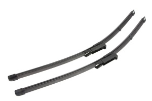 Set stergatoare AUDI A6 C6 Avant (4F5) din 2004-2011, pentru parbriz auto, 2 bucati, Valeo Silencio Xtrm, din cauciuc siliconat rezistent, 4 Stickere Auto AUDI v38954