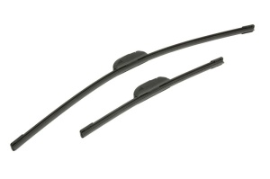 Set stergatoare auto FORD KA (RU8) din 2008-2016, pentru parbriz auto, 2 bucati, Bosch Aerotwin Retrofit, din cauciuc siliconat rezistent, 4 Stickere Auto FORD - Img 3
