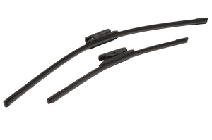Set stergatoare auto RENAULT FLUENCE (L3_) din 2010-2015, pentru parbriz auto, 2 bucati, Bosch Aerotwin, din cauciuc siliconat rezistent, 4 Stickere Auto RENAULT - Img 3