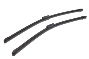 Set stergatoare auto Volkswagen PASSAT B5.5 (3B3) din 2000-2005, pentru parbriz auto, 2 bucati, Bosch Aerotwin, din cauciuc siliconat rezistent, 4 Stickere Auto Volkswagen - Img 3