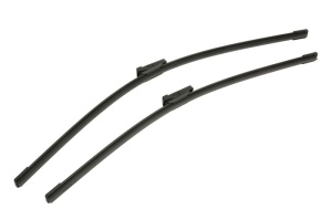 Set stergatoare auto Volkswagen TIGUAN (AD1, AX1) din 2016-2024, pentru parbriz auto, 2 bucati, Bosch Aerotwin, din cauciuc siliconat rezistent, 4 Stickere Auto Volkswagen - Img 3
