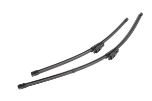 Set stergatoare DACIA DUSTER (HS_) din 2010-2018, pentru parbriz auto, 2 bucati, Valeo Silencio Xtrm, din cauciuc siliconat rezistent, 4 Stickere Auto DACIA v34994