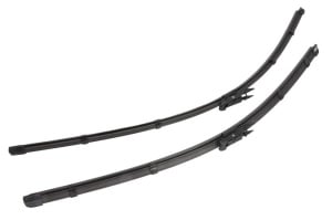 Set stergatoare FORD GRAND C-MAX (DXA/CB7, DXA/CEU) din 2010-2019, pentru parbriz auto, 2 bucati, Valeo Silencio Xtrm, din cauciuc siliconat rezistent, 4 Stickere Auto FORD v37718