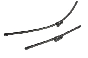 Set stergatoare HYUNDAI ix20 (JC) din 2010-2019, pentru parbriz auto, 2 bucati, Valeo Silencio Xtrm, din cauciuc siliconat rezistent, 4 Stickere Auto HYUNDAI v37994
