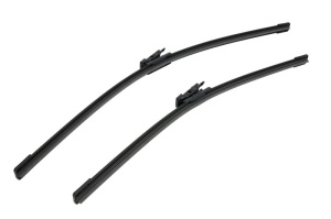 Set stergatoare MERCEDES-BENZ A-CLASS (W176) din 2012-2018, pentru parbriz auto, 2 bucati, Bosch Aerotwin, din cauciuc siliconat rezistent, 4 Stickere Auto MERCEDES-BENZ v43631