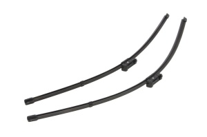 Set stergatoare MERCEDES-BENZ GL-CLASS (X166) din 2012-2015, pentru parbriz auto, 2 bucati, Valeo Silencio Xtrm, din cauciuc siliconat rezistent, 4 Stickere Auto MERCEDES-BENZ v36002