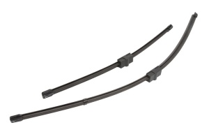 Set stergatoare PEUGEOT 207 SW (WK_) din 2007-2013, pentru parbriz auto, 2 bucati, Valeo Silencio Xtrm, din cauciuc siliconat rezistent, 4 Stickere Auto PEUGEOT v40274