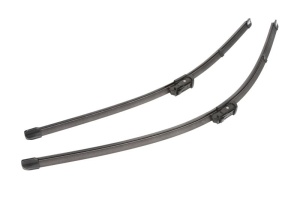 Set stergatoare PEUGEOT BOXER Platform/Chassis din 2006-2023, pentru parbriz auto, 2 bucati, Valeo Silencio Xtrm, din cauciuc siliconat rezistent, 4 Stickere Auto PEUGEOT v39206