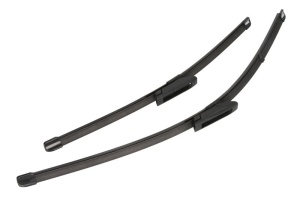 Set stergatoare RENAULT MEGANE IV Grandtour (K9A/M/N_) din 2016-2021, pentru parbriz auto, 2 bucati, Valeo Silencio Xtrm, din cauciuc siliconat rezistent, 4 Stickere Auto RENAULT v39686