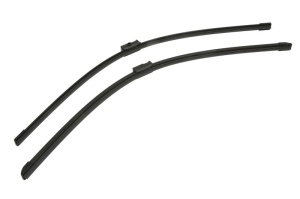 Set stergatoare SEAT ALHAMBRA (7V8, 7V9) din 1996-2010, pentru parbriz auto, 2 bucati, Bosch Aerotwin, din cauciuc siliconat rezistent, 4 Stickere Auto SEAT v43356