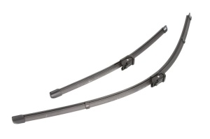Set stergatoare TOYOTA AVENSIS Estate (_T27_) din 2008-2018, pentru parbriz auto, 2 bucati, Valeo Silencio Xtrm, din cauciuc siliconat rezistent, 4 Stickere Auto TOYOTA v36206