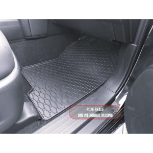 Set 4 covorase Toyota Land Cruiser 150 2009-prezent, din cauciuc 100%, compatibile cu autoturismul TOYOTA Land v4411