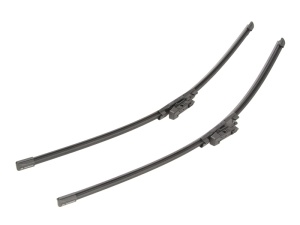 Set stergatoare IVECO DAILY VI Van din 2014-2022, pentru parbriz auto, 2 bucati, Bosch Aerotwin, din cauciuc siliconat rezistent, 4 Stickere Auto IVECO v50296