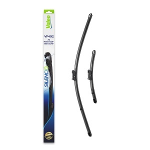 Set stergatoare SEAT ALHAMBRA (710, 711) din 2010-2022, pentru parbriz auto, 2 bucati, Valeo Silencio Xtrm, din cauciuc siliconat rezistent, 4 Stickere Auto SEAT v37539