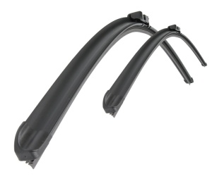 Set 3 stergatoare MERCEDES-BENZ V-CLASS (638/2) din 1996 - 2003, pentru parbriz si luneta fata si spate auto, Bosch Twin, din cauciuc siliconat rezistent, 4 Stickere Auto MERCEDES-BENZ v11040