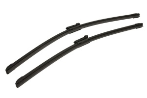 Set 3 stergatoare Volkswagen TIGUAN VAN (5N_) din 2007 - 2018, pentru parbriz si luneta fata si spate auto, Bosch Aerotwin, din cauciuc siliconat rezistent, 4 Stickere Auto VW v7164