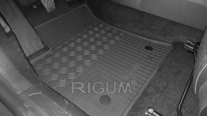 Set 5 covorase RENAULT MEGANE GRANDCOUPE IV din 01.2017-PREZENT, cu covoras tunel median, CAROSERIE SEDAN, Presuri cauciuc 100%, compatibil cu autoturismul RENAULT MEGANE GRANDCOUPE IV, Rigum - Img 5