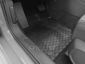 Set 5 covorase SEAT LEON IV MHEV din 2020-PREZENT, cu covoras tunel median, CAROSERIE HATCHBACK, Presuri cauciuc 100%, compatibil cu autoturismul SEAT LEON IV MHEV, Rigum - Img 5