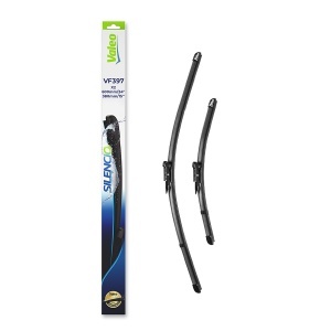 Set stergatoare NISSAN QASHQAI I (J10, NJ10) din 2006-2014, pentru parbriz auto, 2 bucati, Valeo Silencio Xtrm, din cauciuc siliconat rezistent, 4 Stickere Auto NISSAN v39281