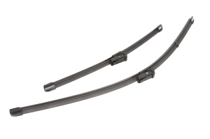 Set 3 stergatoare Volkswagen POLO Van V (6R1, 6C1) din 2009 - 2017, pentru parbriz si luneta fata si spate auto, Valeo Silencio Xtrm, din cauciuc siliconat rezistent, 4 Stickere Auto VW v14053