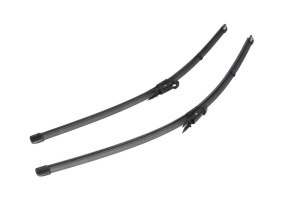 Set 3 stergatoare VOLVO XC90 I (275) din 2002 - 2014, pentru parbriz si luneta fata si spate auto, Valeo Silencio, din cauciuc siliconat rezistent, 4 Stickere Auto VOLVO v15301