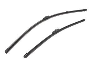 Set stergatoare FIAT CROMA (194_) din 2005-2011, pentru parbriz auto, 2 bucati, Valeo Silencio Xtrm, din cauciuc siliconat rezistent, 4 Stickere Auto FIAT v39619