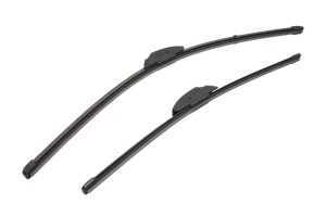 Set stergatoare KIA CEE'D Hatchback (ED) din 2006-2012, pentru parbriz auto, 2 bucati, Valeo Silencio Xtrm, din cauciuc siliconat rezistent, 4 Stickere Auto KIA v36631